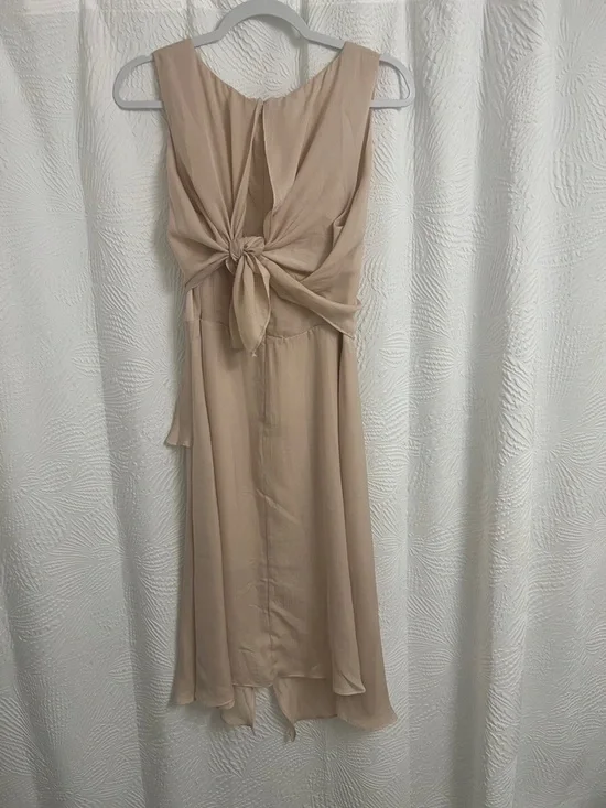 Sleeveless High-Low Chiffon Dress in Soft Beige - Picture 3 of 5